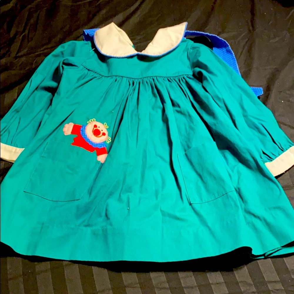 3t vintage clown collared dress